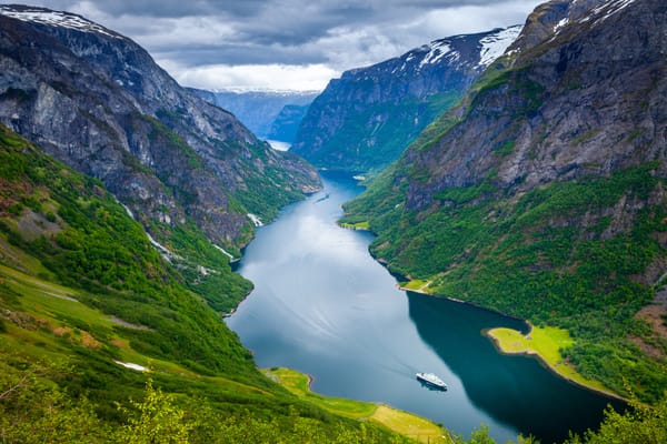 Una visita a Nærøyfjord, el fiordo más estrecho de Europa