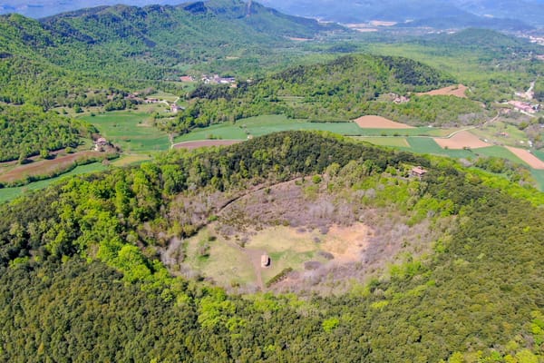 La Garrotxa, el paisaje volcánico más sorprendente de España