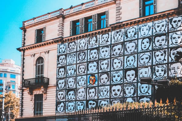 Una ruta por el arte urbano de Barcelona