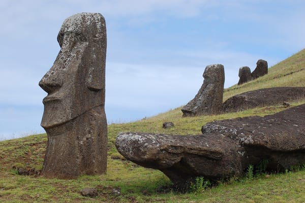 La historia y secretos de la Isla de Pascua