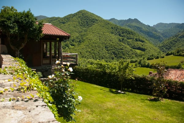 La aldea de Caleao y el Parque Natural de Redes en Asturias