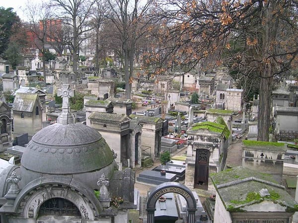 Descubriendo el cementerio de Montmartre