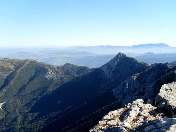 Descubriendo la Sierra de Cádiz: pueblos blancos, naturaleza y una rica cultura