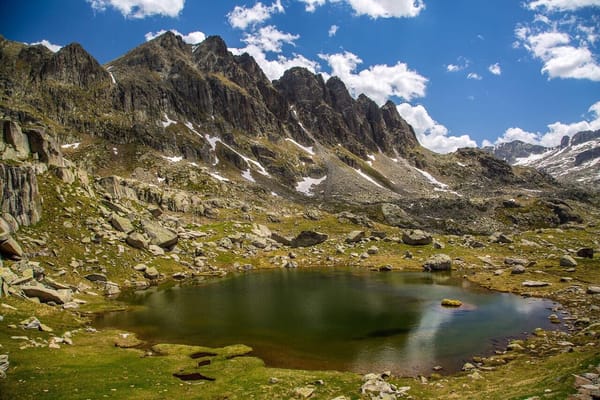 Los 16 parques nacionales de España: ¿Cuál te falta por descubrir?