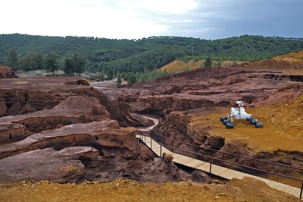 Descubre las rutas senderistas del río Tinto