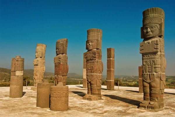 Los Atlantes de Tula, el monumento más enigmático de México