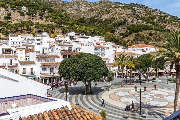 Este pueblo blanco es uno de los más bonitos de Málaga