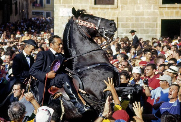 Cavalls i Cavallers: pasión desatada en Menorca