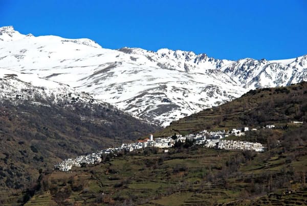 Descubriendo Pampaneira, a la sombra de Sierra Nevada